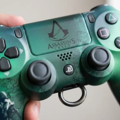 ps4-bezicni-dzojstik-assassin-edition-unikatan-dizajn-4 PS4 Bežični Džojstik Assassin Edition - Unikatan dizajn